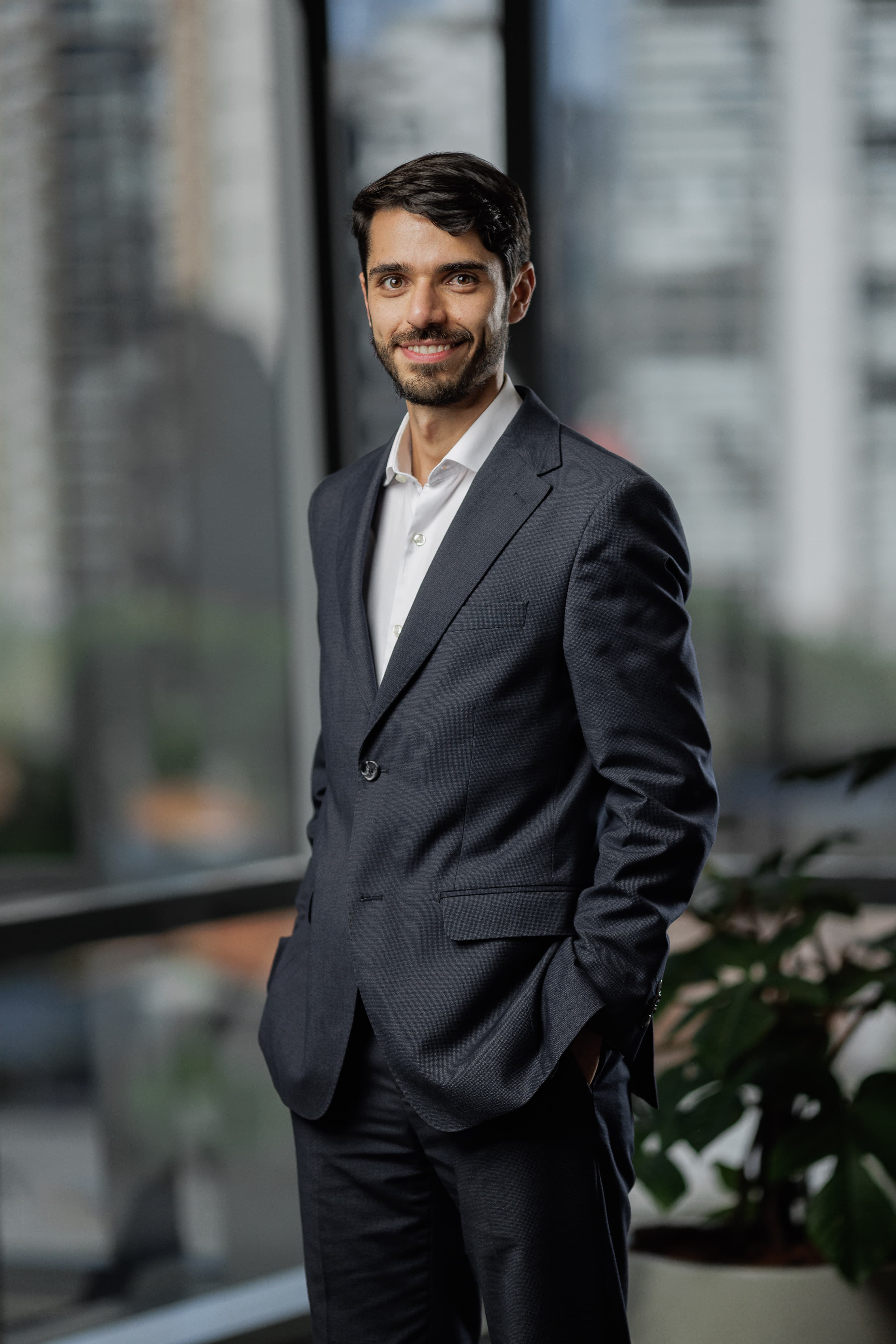 Luis Fernando Hiar